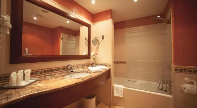 Standard room with balcony Valentin Star Menorca