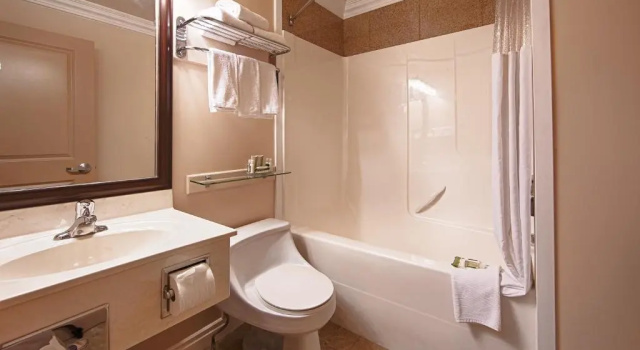 Номер Business Best Western PLUS Mirage Hotel and Resort