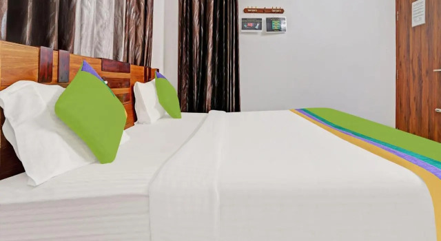 Treebo Alaka Rester Homestay, 5 mins to Raja Seat Garden, Rezervovat Hotel Hotely v Bangalore s parkováním, Parkování