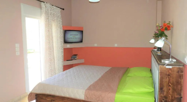 Студия Zako Apartments