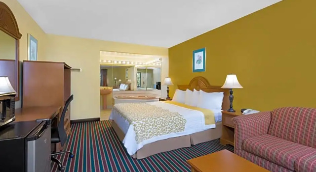 Студия Deluxe Days Inn by Wyndham Biscoe