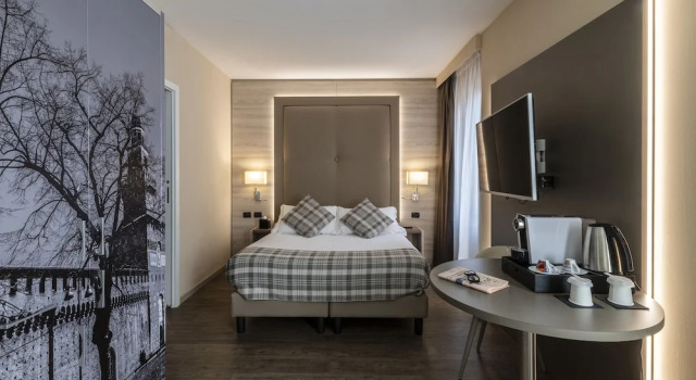 Двухместный номер Premium ALTIDO Lovely Studio w/Balcony near Duomo