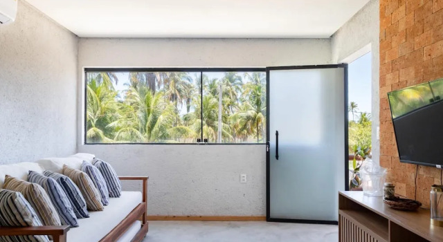 Casa com Piscina e Churrasqueira 5 min da Praia