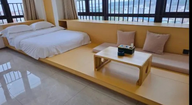 Люкс Duerman Shanhaihui Hotel (Jinwan Airport Zhuhai University of Science and Technology)