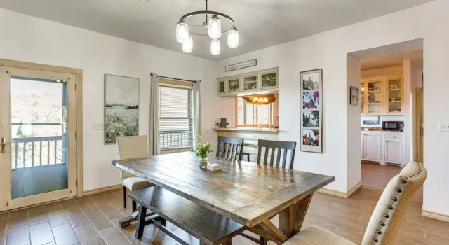 Spacious Cabin w/ Views, Near Lake Lawtonka!, Prenota Casa vacanze Medicine Park 