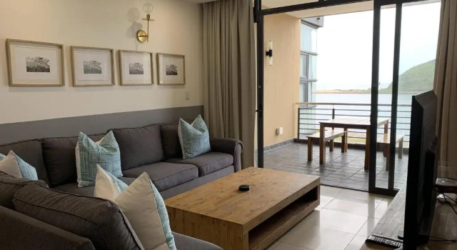 408 Point Bay, Забронировать Отель Отели Дурбана с бассейном, рядом с Пляж Addington Beach, Бассейн
