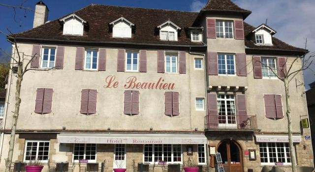 Le Beaulieu - Hôtel et Restaurant - Logis Hôtels, Забронировать Отель Больё-сюр-Дордонь Коррез