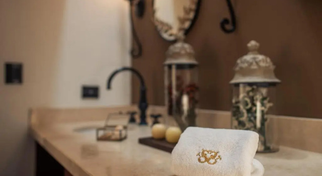 Полулюкс The Essentia Hotel - Sma