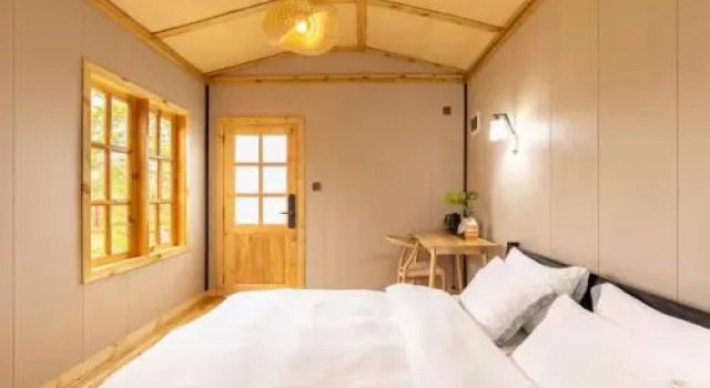 Sanshe House, Book Hotel Meilan 