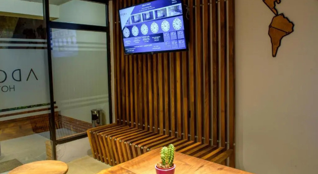 Hotel Adora