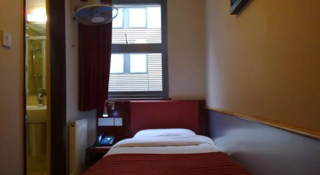 Одноместный номер Standard Eurotraveller Hotel- Express