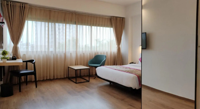 Kanak Beacon Hotel, Rezervovat Hotel Hotely v Gujarat s parkováním, Parkování