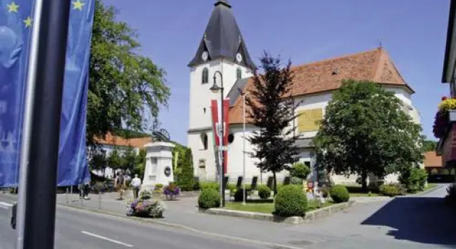 Ferienwohnung Eckberger Weinstrasse 139, Prenota Appartamento Hotel a Stiria con parcheggio, Parcheggio