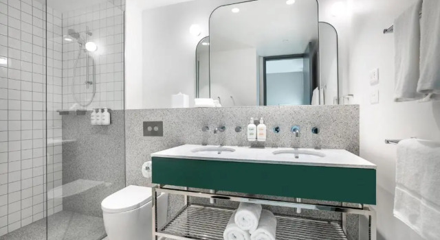 Четырёхместный люкс Holiday Inn Werribee by IHG
