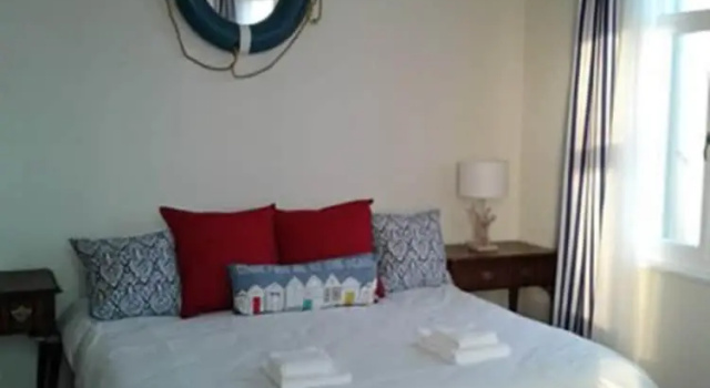 Апартаменты с 2 комнатами рядом с пляжем Jetty Self-Catering