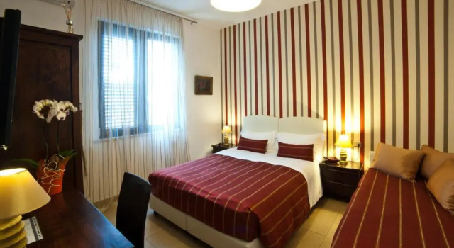 Habitación triple Estándar B&B Night&Day