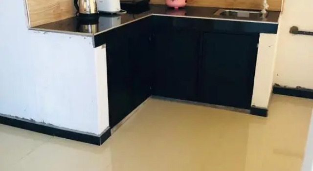 Akee Guest