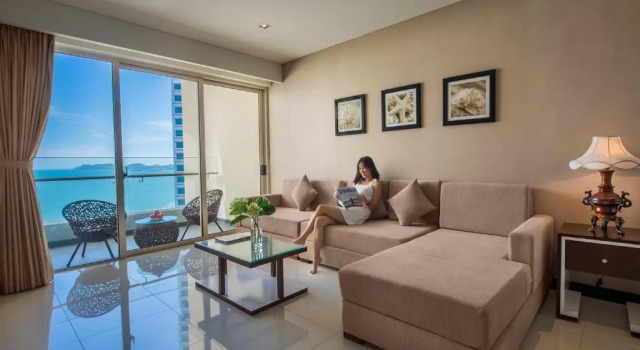 Luxury Sea View Apartment