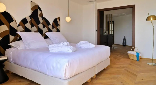 Полулюкс Hôtel & Spa Rocabella