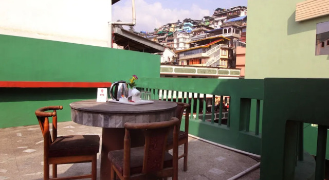 OYO 8719 Hotel Deep Residency