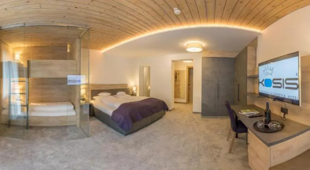 Полулюкс KOSIS Sports Lifestyle Hotel