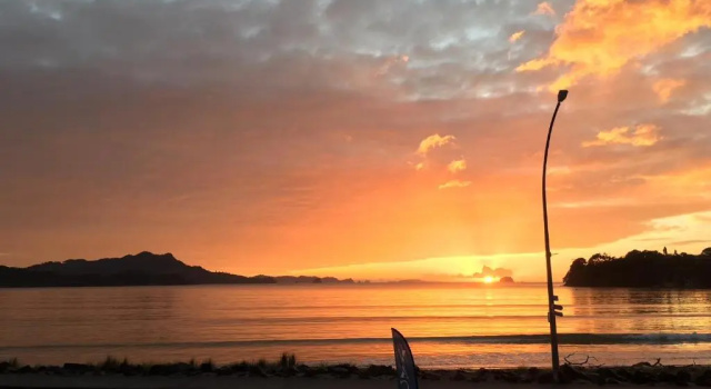 Апартаменты Waterfront Apartments Whitianga