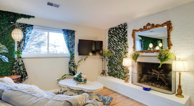 Work & Play Near Old Town Arvada: Pets Welcome!, Prenota Appartamento Arvada (Colorado) 