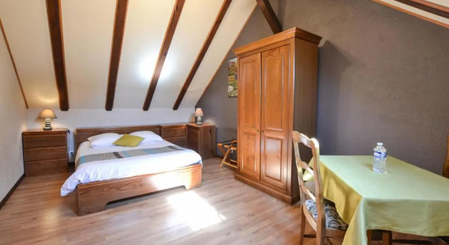 Gîte Oncle Yerry, Book Hotel  
