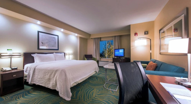 SpringHill Suites Devens Common Center, Prenota Hotel Devens Massachusetts