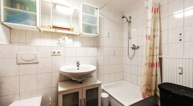 Апартаменты Apartment 2 Zimmer Flughafen Stuttgart
