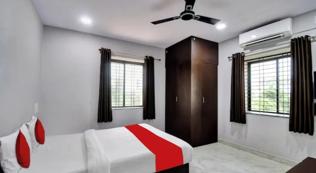Goroomgo Shree Ganapati Resort Bhub