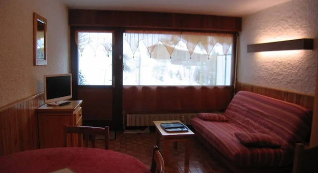 RESIDENCE ETALE  La Clusaz  4 PERS, Забронировать Отель Ла-Клюза Лыжный курорт на озере Анси