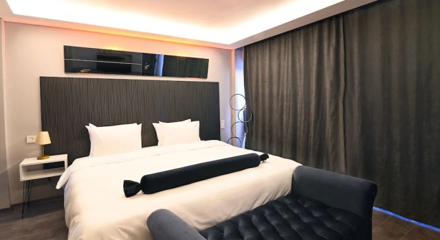 Via Ã‡iragan Hotel