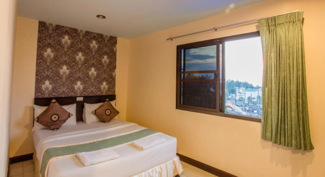 Surin Sunset Hotel