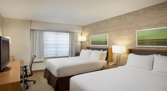 Run of House Holiday Inn Grand Rapids-Airport by IHG