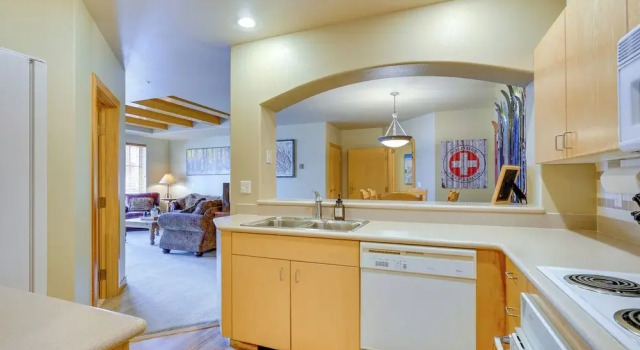 Апартаменты Ski-InandOut Solitude Ski Village Condo with Hot Tubs