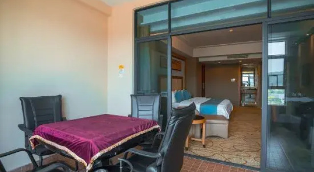 Люкс Executive Yeyuan Hotspring Holiday Hotel