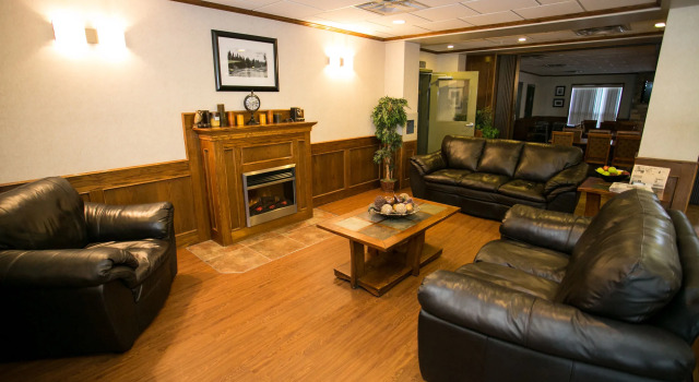 Service Plus Inns & Suites Drayton Valley