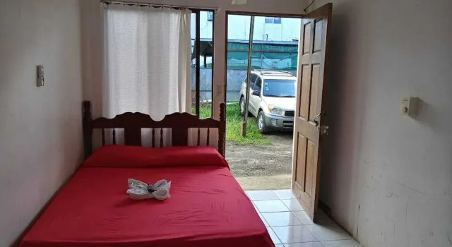 Hostel AnaLu, Rezerwuj Hostel Palmar Puntarenas