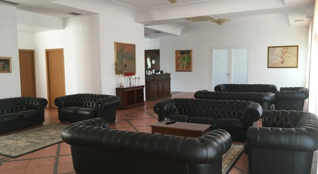 Hotel Villa Giatra, Rezervasyon Otel Cammarata Sicilya