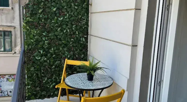 Студия Deluxe с балконом и с видом на город Marvie Apartments