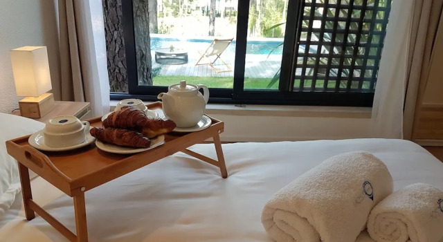 Aroeira Paradise Villa by Host-Point, Rezervovat Vila Hotely v Lisabon s bazénem, Bazén