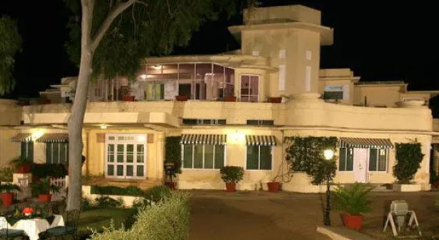 Shikarbadi Hotel, Book Hotel Hoteller i Rajasthan med morgenmad, Morgenmad