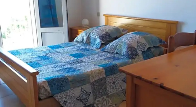 Chambre d hôtes chez raymonde et sandrine, Book Hotel Hoteller i Santa-Severa med parkering, Parkering