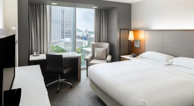 Номер Standard с красивым видом из окна Hilton Columbus Downtown