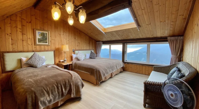 Standard triplă cameră Top Cloud Villa