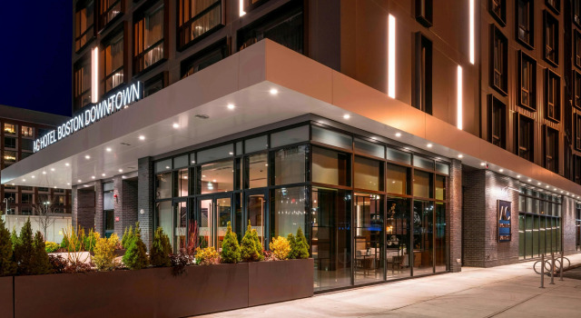 AC Hotel by Marriott Boston Downtown, Забронировать Отель Отели Бостона с парковкой, рядом с Minuteman Bikeway, Парковка