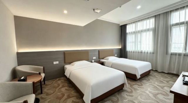 Familie Suite Huashu Yi Hotel (Pinghu Branch)