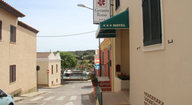 Hotel Geranio Rosso