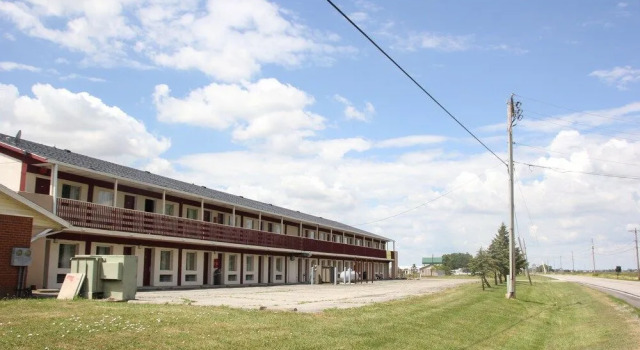 Lake Erie Lodge, Buchen Sie Hotel Lakemont Landing Ohio
